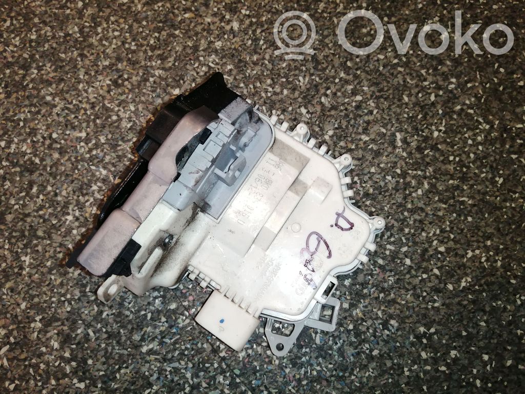 Audi A4 S4 B8 8K Zamek drzwi tylnych 