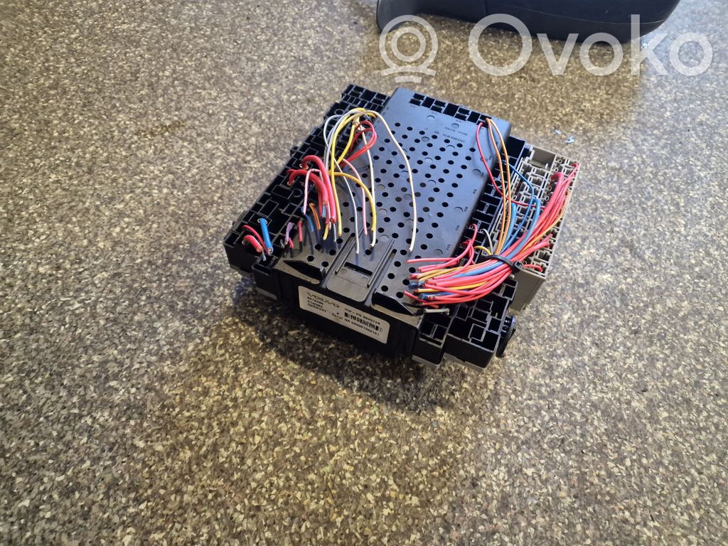 Volvo S60 Fuse module 