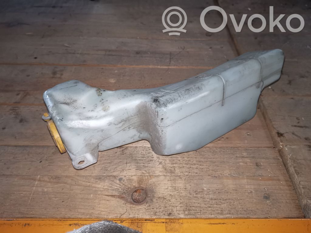 Subaru Legacy Aušinimo skysčio išsiplėtimo bakelis 
