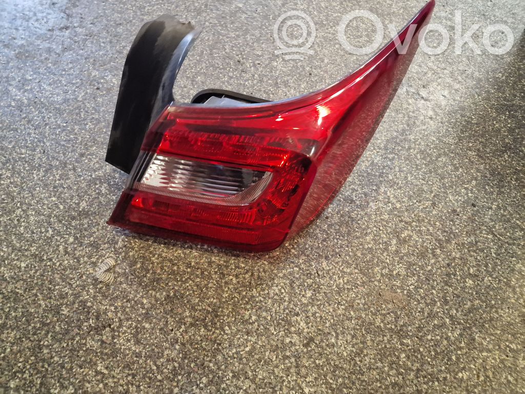 Subaru Legacy Lampă spate în caroserie 