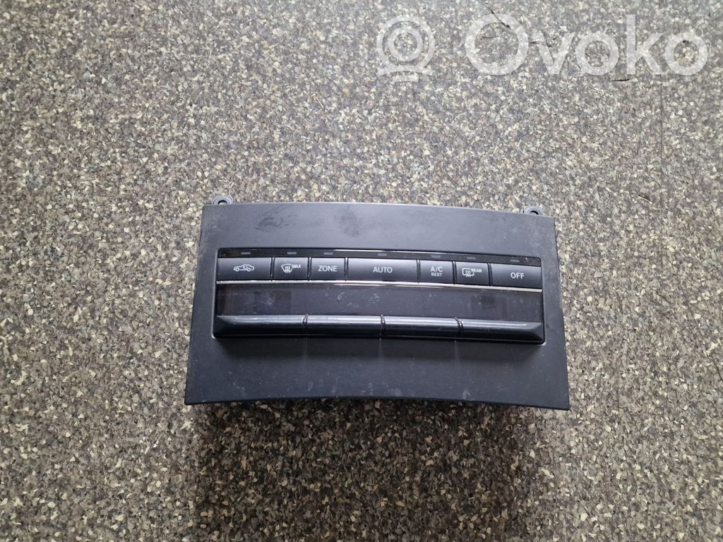 Mercedes-Benz E W212 A set of switches 