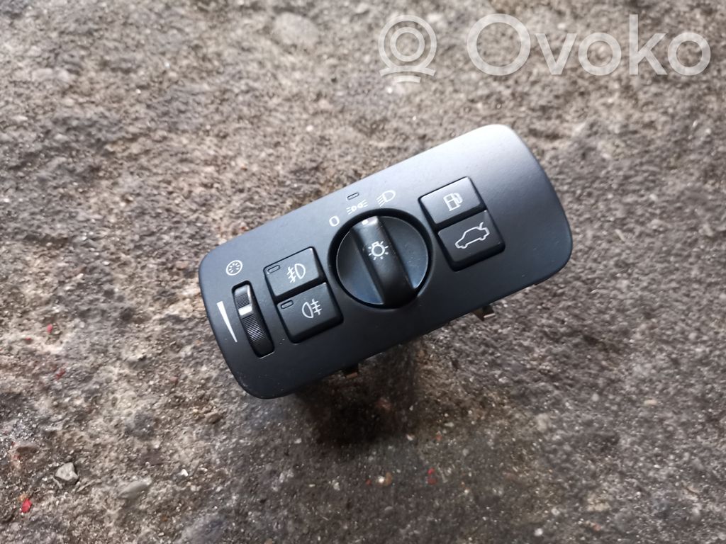 Volvo V70 Light switch 
