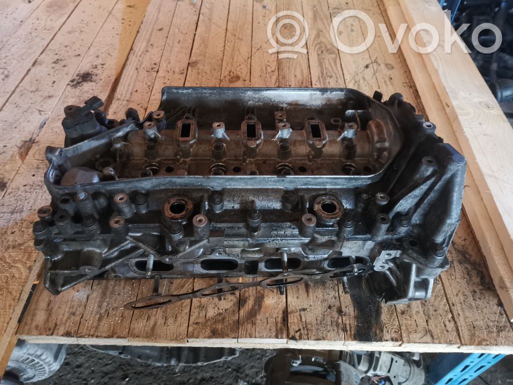 Renault Trafic III (X82) Engine head 