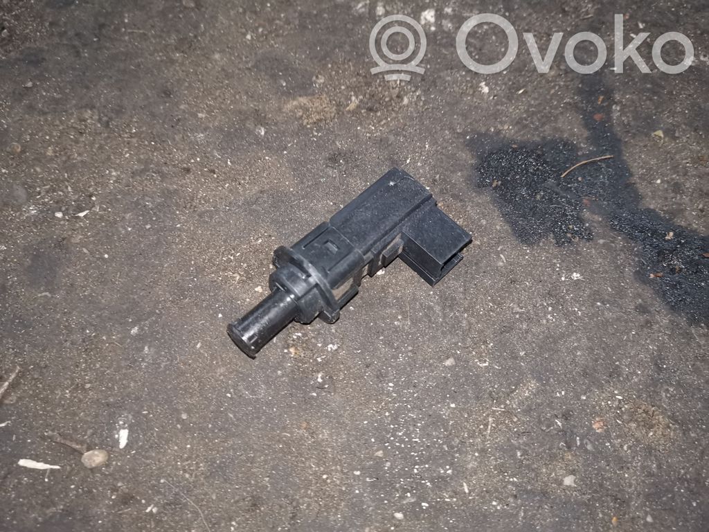 Dodge Durango III Brake pedal sensor switch 
