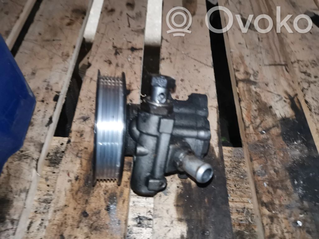 Audi A4 S4 B7 8E 8H Power steering pump 