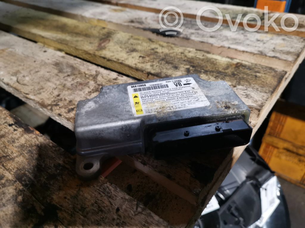 Chevrolet Captiva Airbag control unit/module 