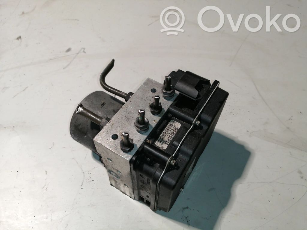 BMW 5 E60 E61 ABS bloks 