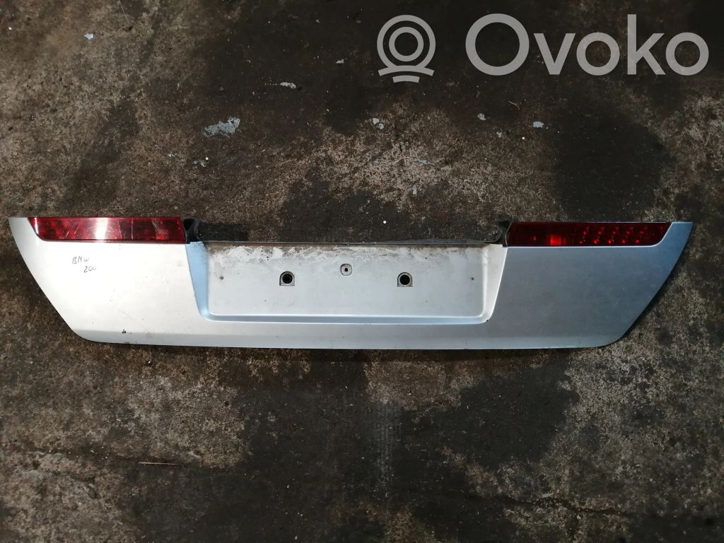 BMW 7 E65 E66 Tailgate trim 