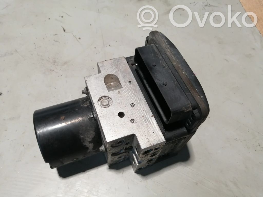 BMW 5 E60 E61 Блок ABS 