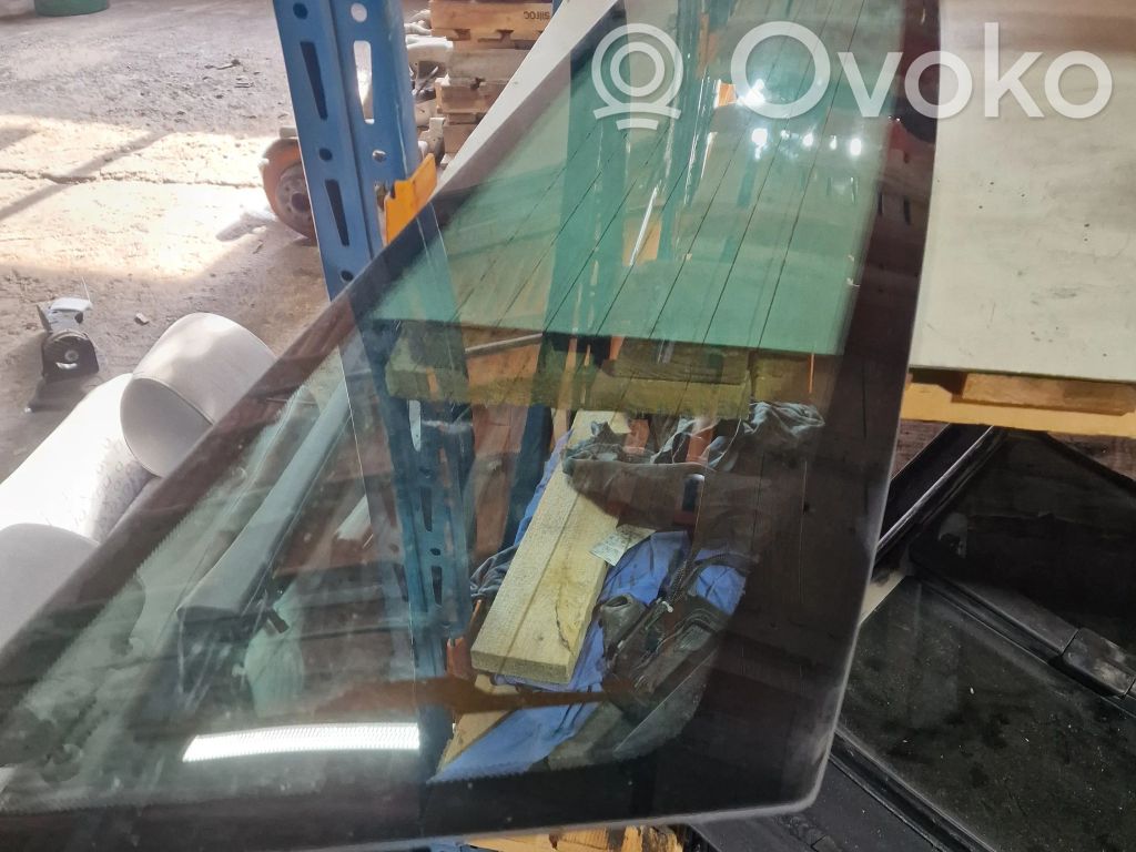 Rear windscreen/windshield window