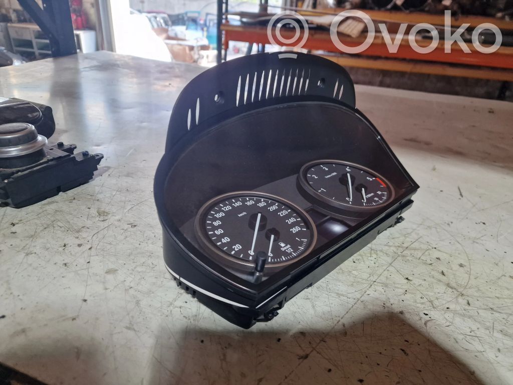 BMW 5 E60 E61 Nopeusmittari (mittaristo) 