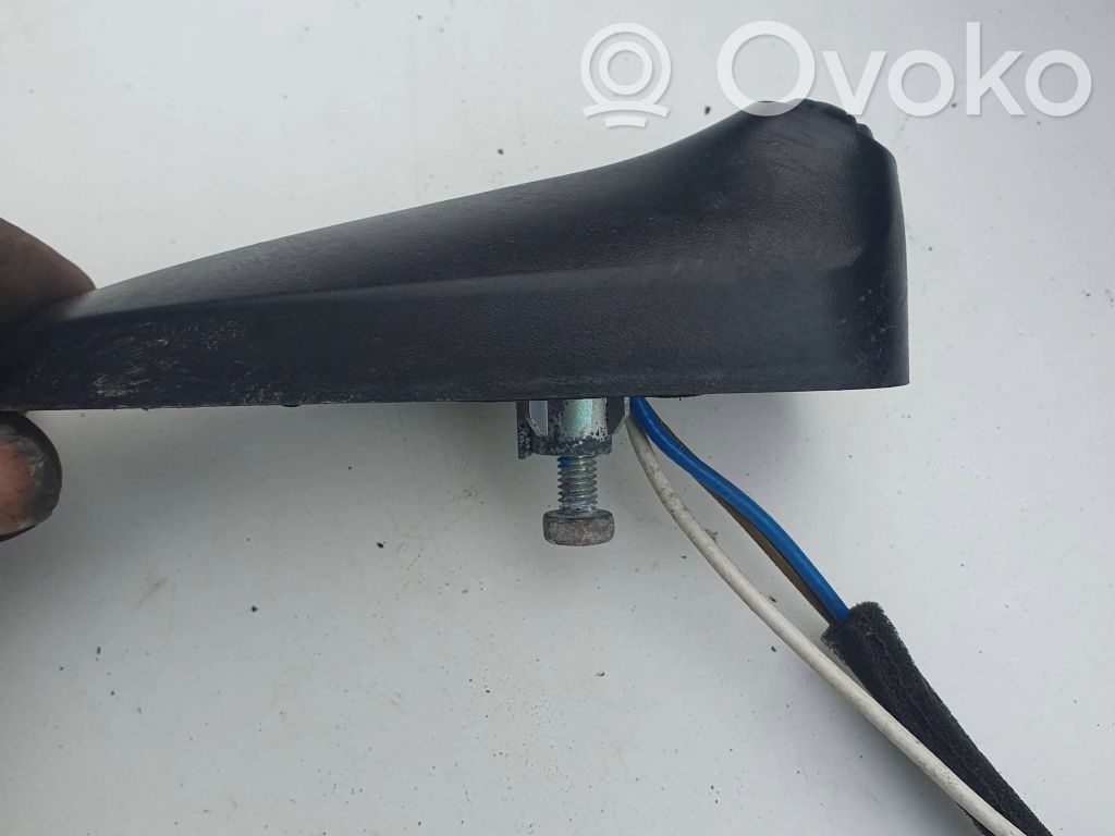Buick Encore I GPS-pystyantenni 