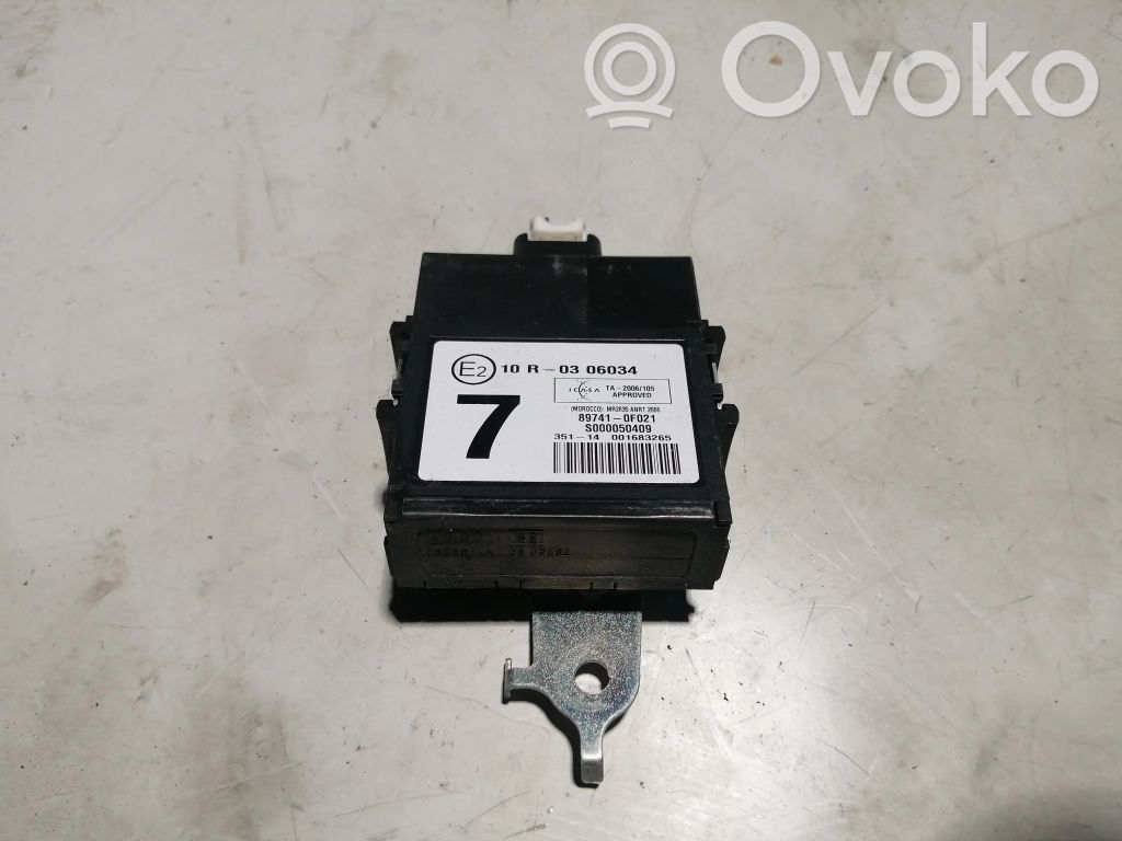 Toyota Verso Door control unit/module 