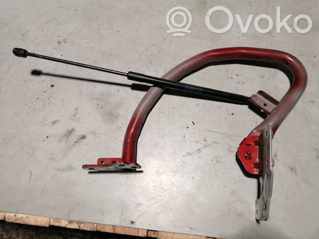 Volvo S60 Tailgate/trunk/boot hinge 