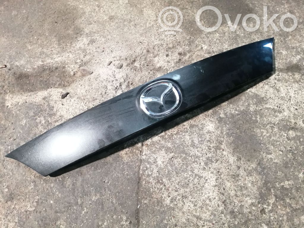 Mazda 6 Trunk door license plate light bar 