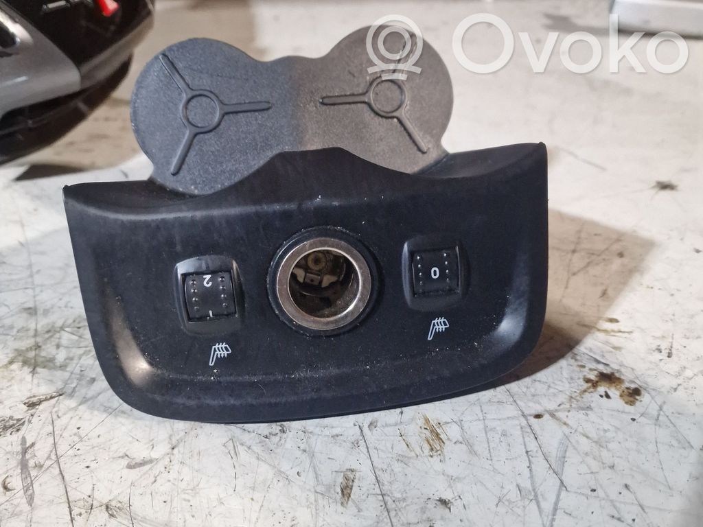 Ford Focus Interrupteur de siège chauffant 
