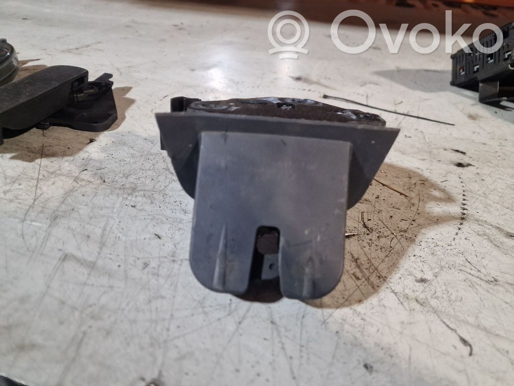 Audi Q7 4L Tailgate/trunk/boot lock/catch/latch 