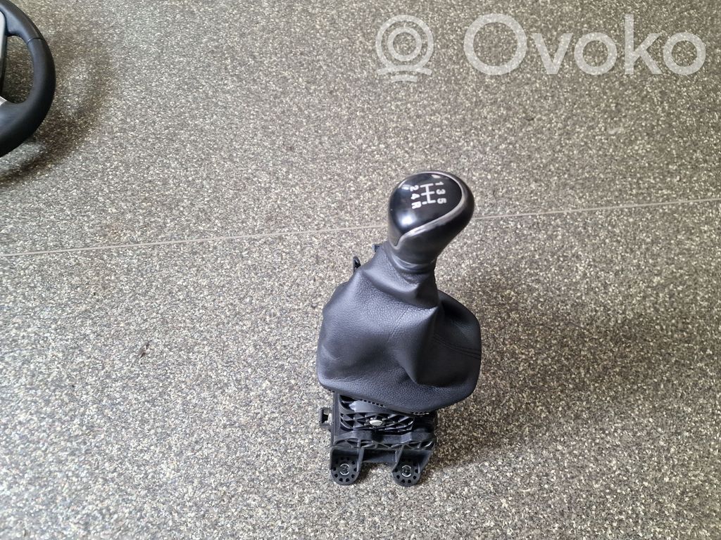 Ford B-MAX Gear shifter/selector 