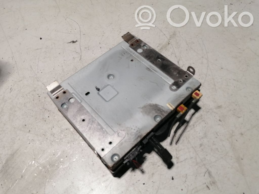 GPS navigation control unit/module   4F0035541