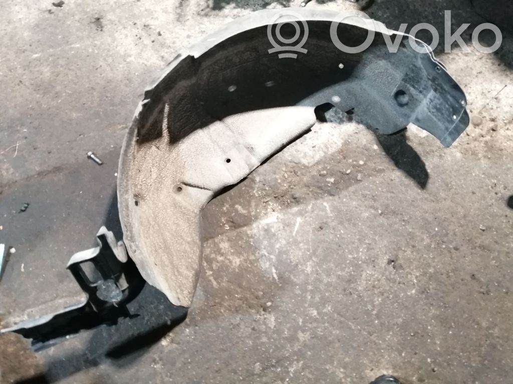 Apărători interioare aripă roată spate