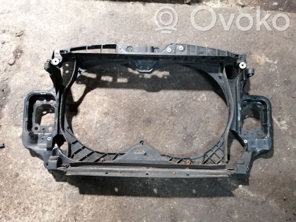 Audi A6 S6 C6 4F Radiatoru panelis 