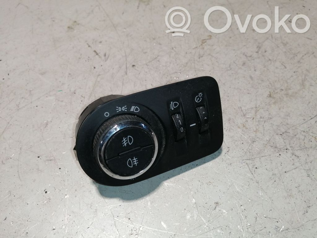 Opel Meriva B Light switch 