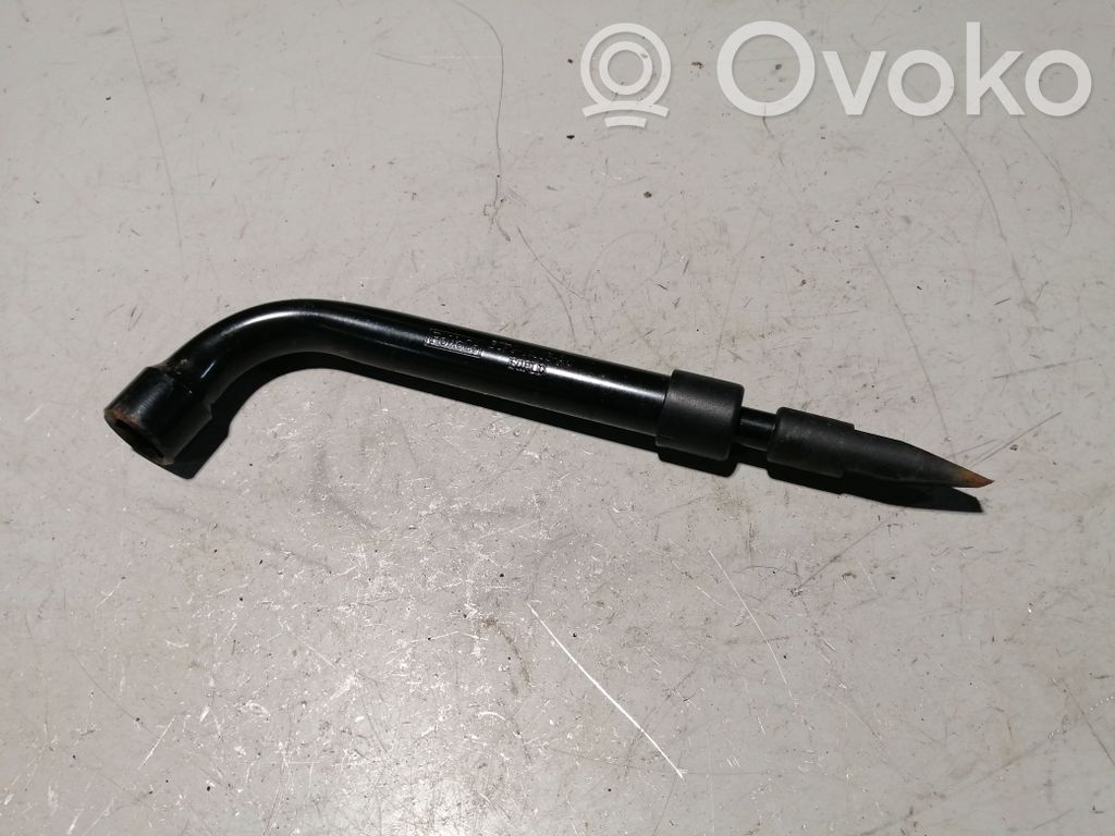 Klucz do śrub / nakrętek kół   BCP917035AC