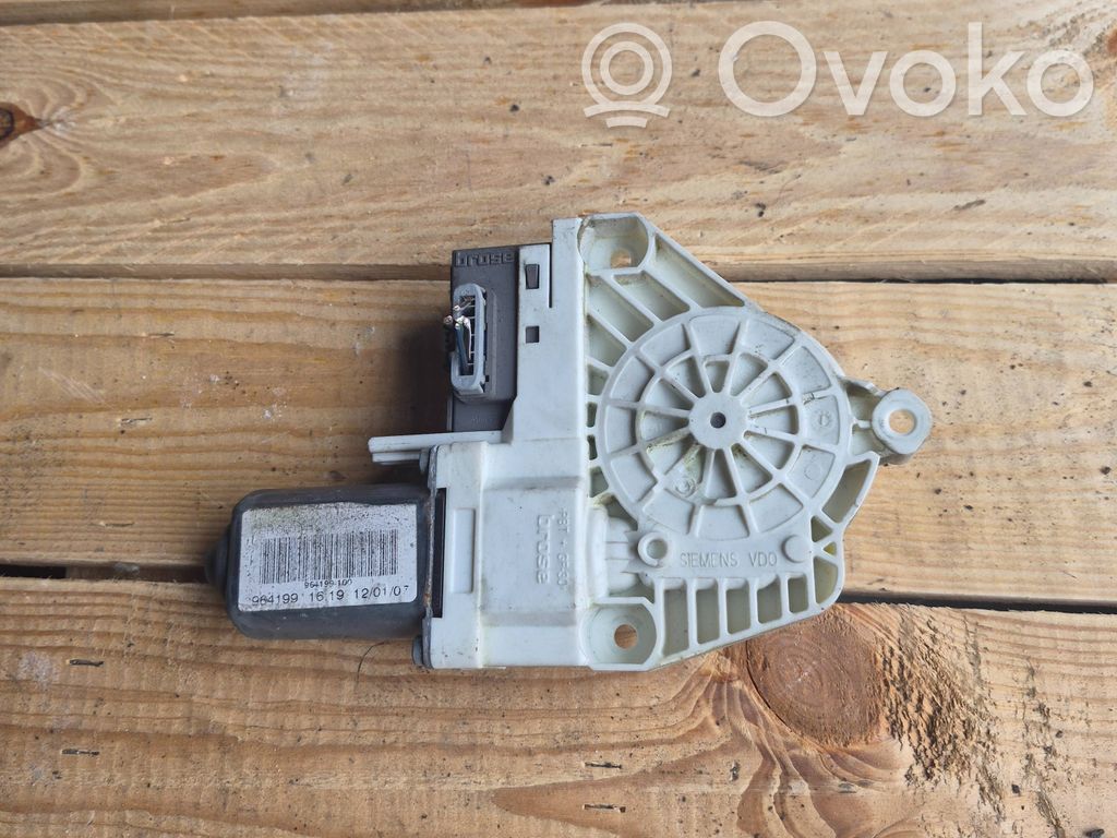 Silnik regulatora szyby drzwi przednich   964199100