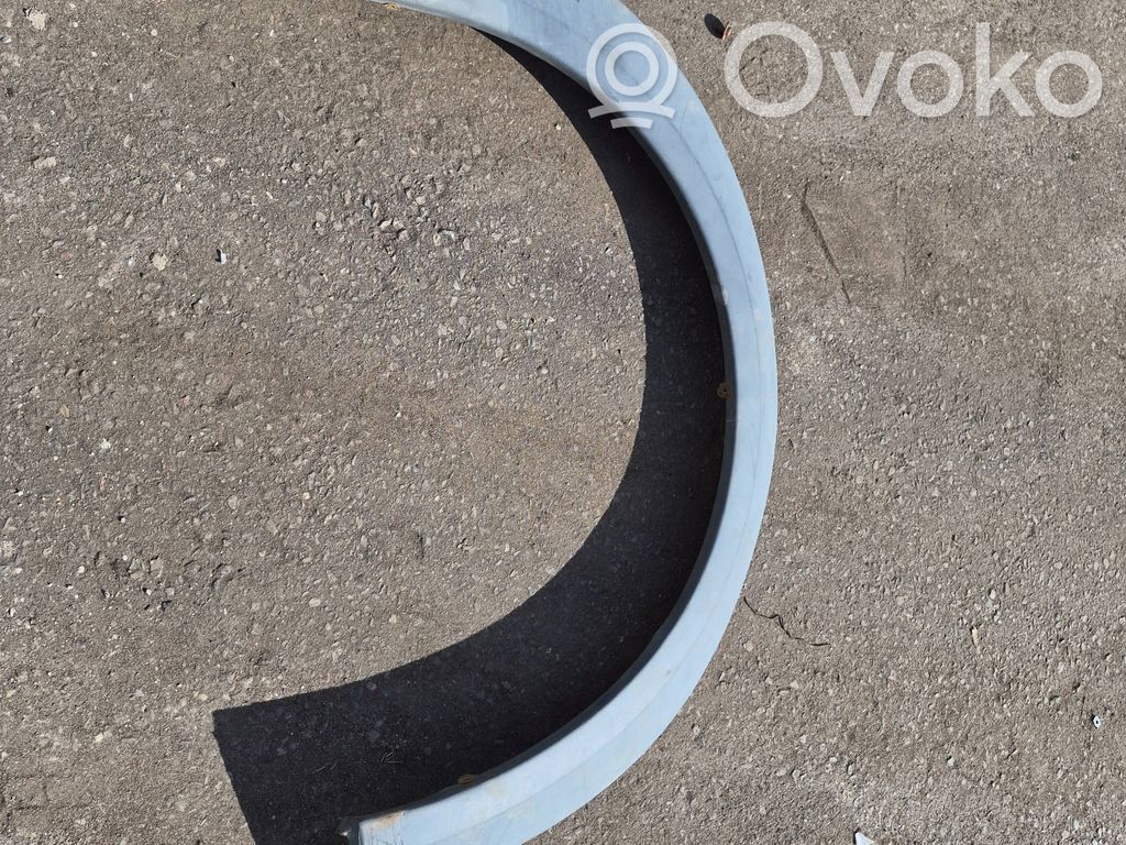 Ford Transit -  Tourneo Connect Garniture pour voûte de roue avant 