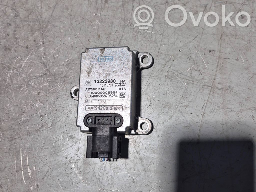 ESP Drehratensensor Querbeschleunigungssensor   13223930