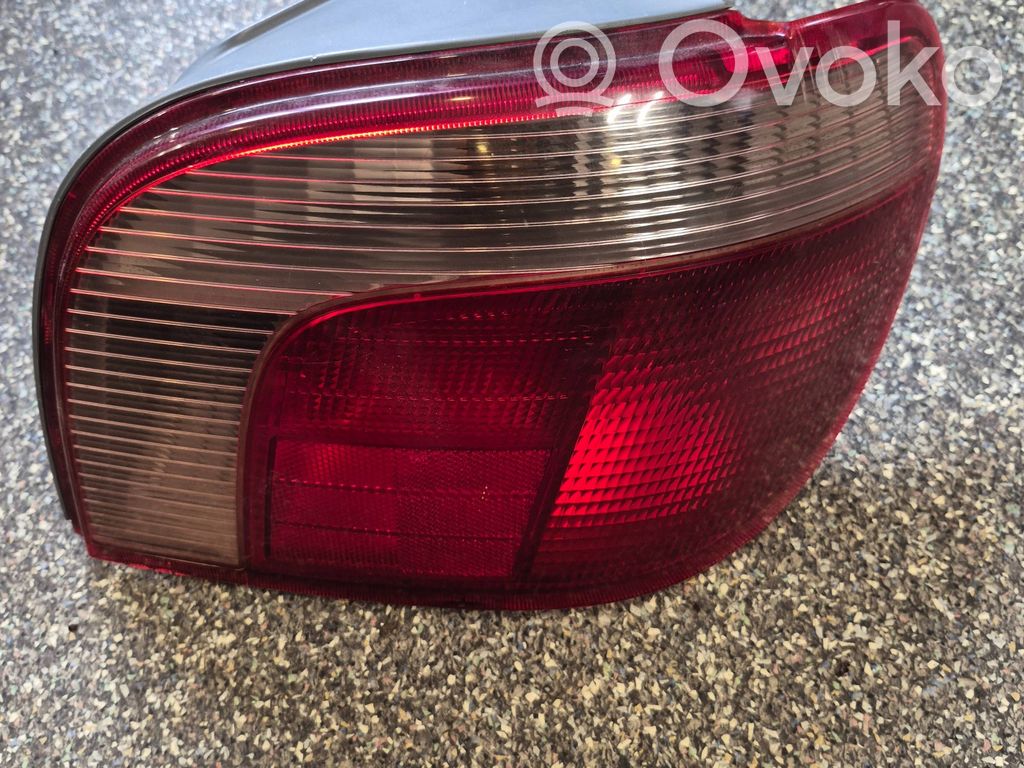Toyota Yaris Luz trasera/de freno 