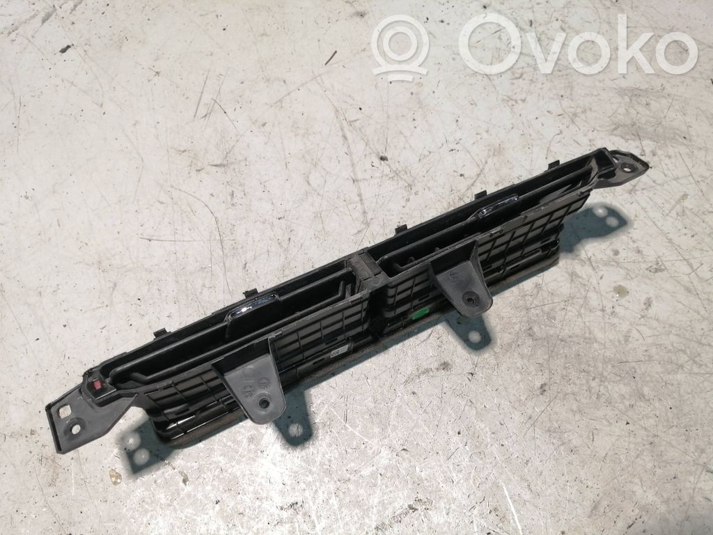 Buick Encore GX I Rejilla de ventilación central del panel