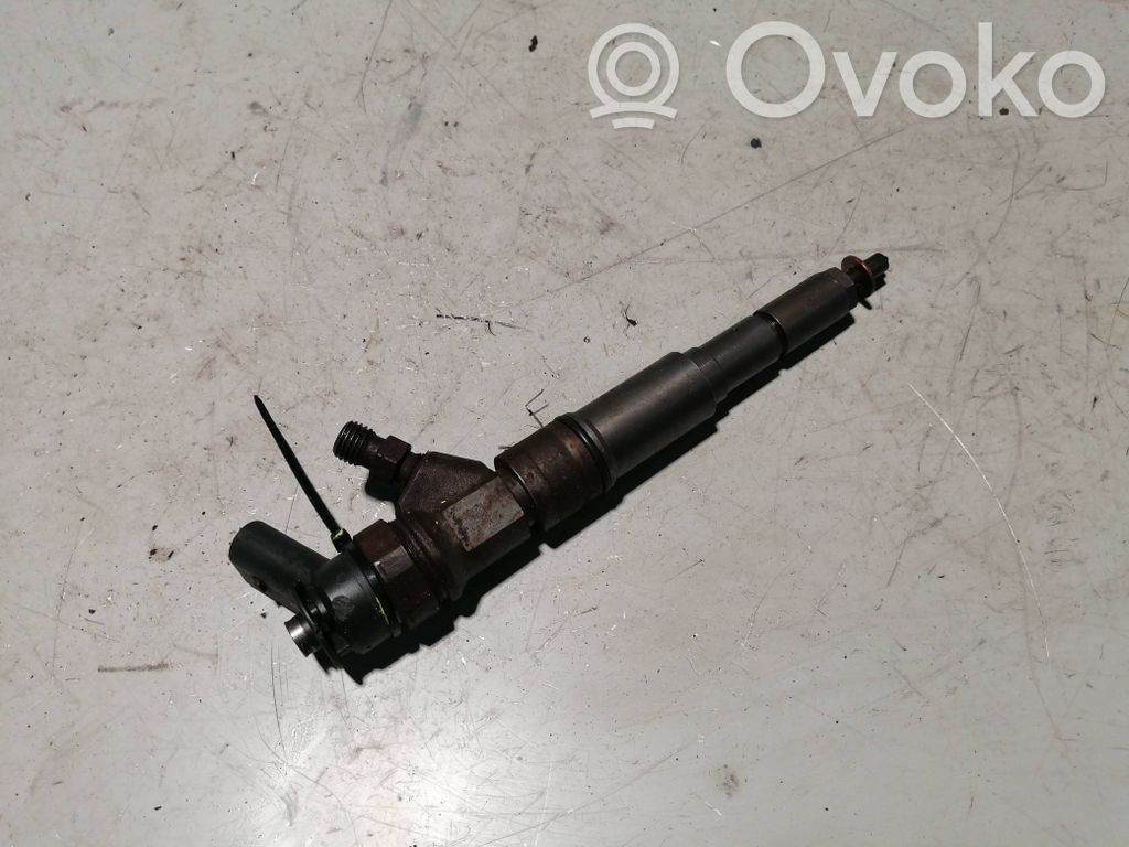 Inyector de combustible   7793836,0445110216