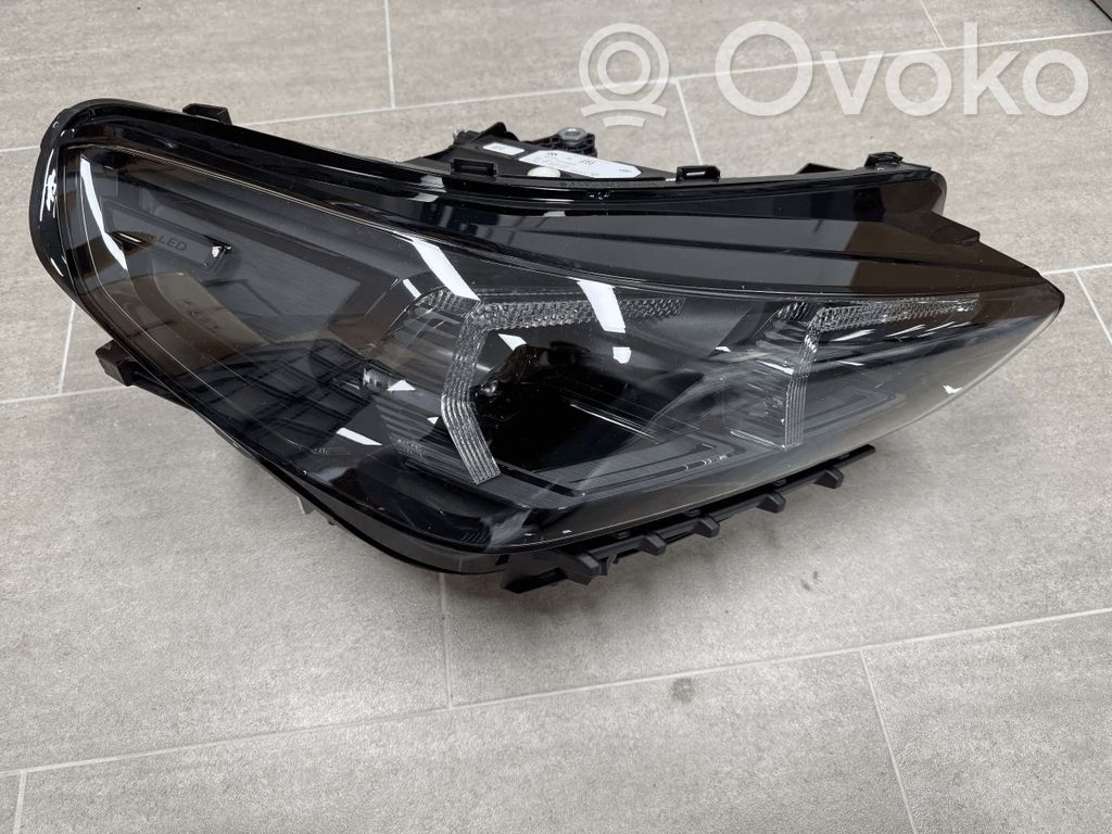 BMW X1 U11 Scheinwerfer 