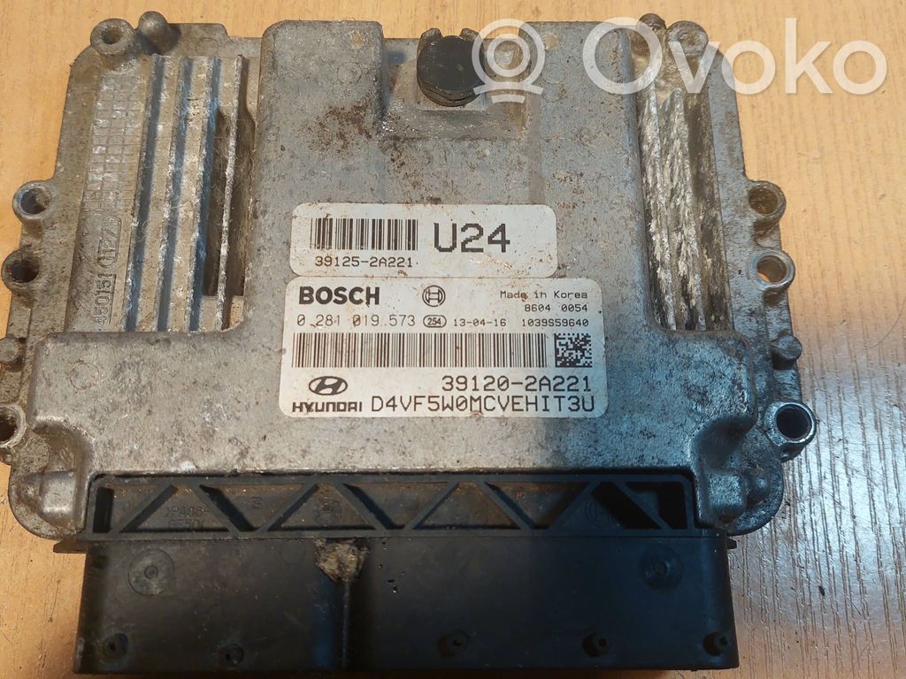 Hyundai i40 Engine control unit/module ECU 