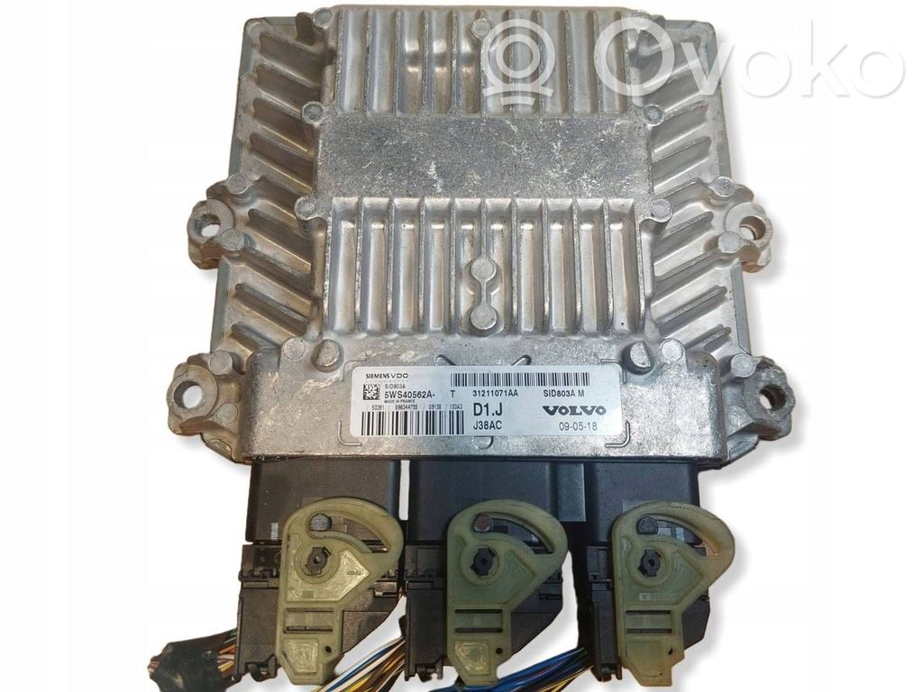 Volvo V50 Engine control unit/module ECU 