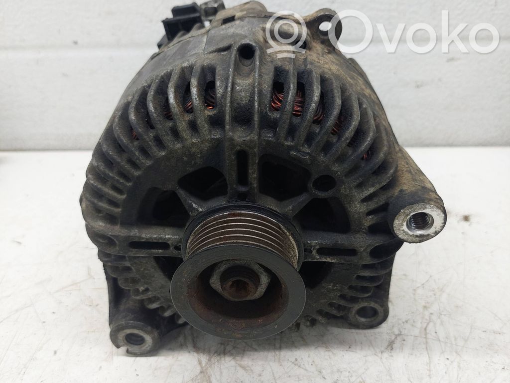 BMW 7 E65 E66 Ģenerators 