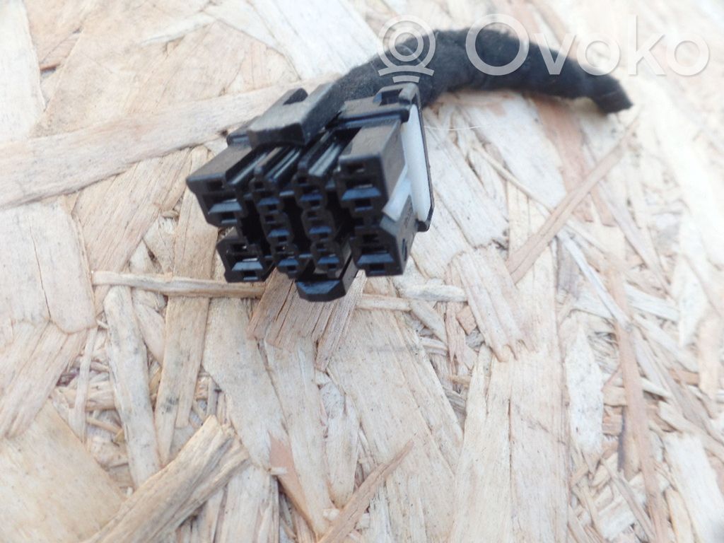 Otros cableados   8D0937733