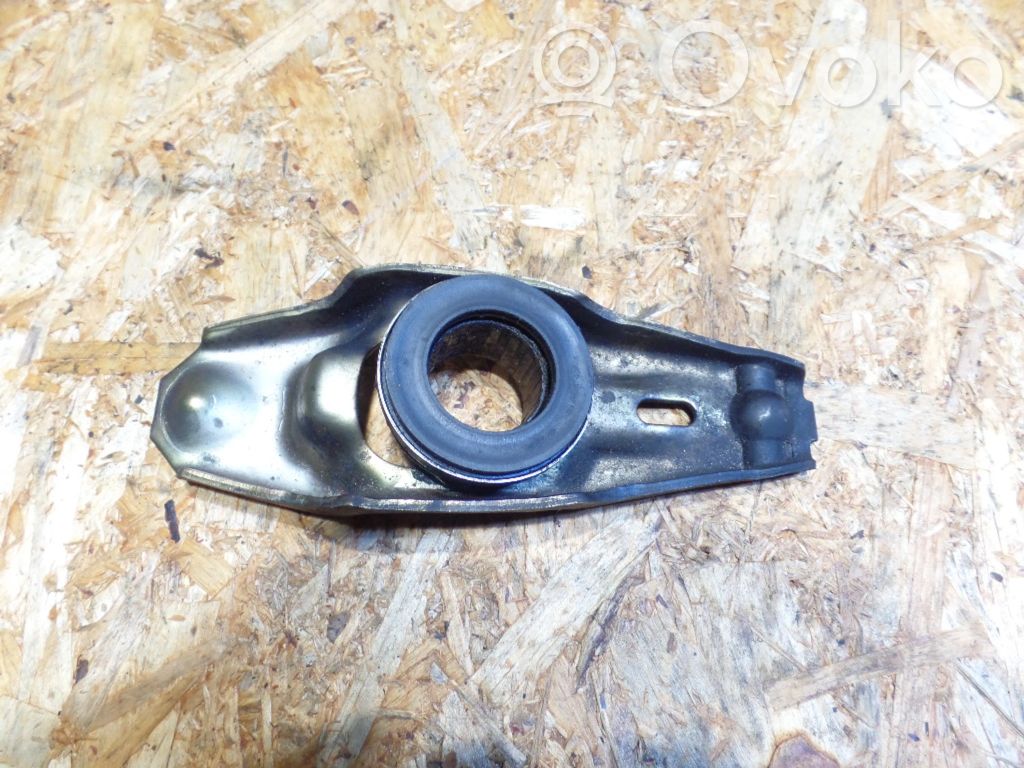 Audi A4 S4 B6 8E 8H Apusylinterin irrotuslaakeri 