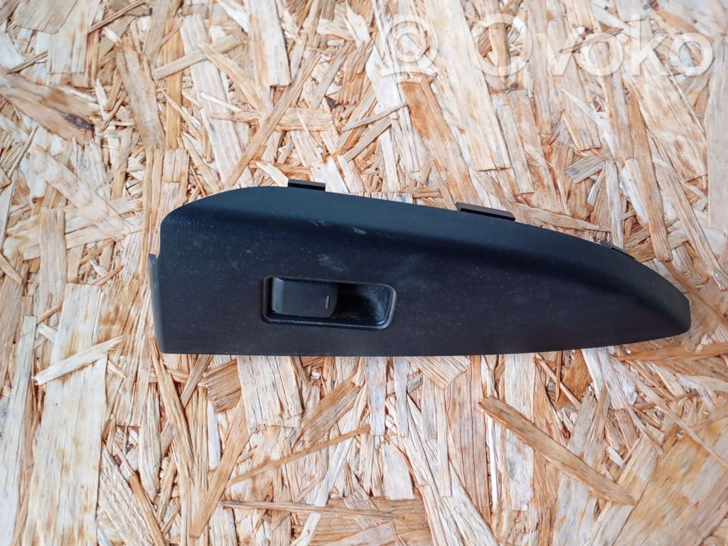 Quarter vent window switch   94263AJ040