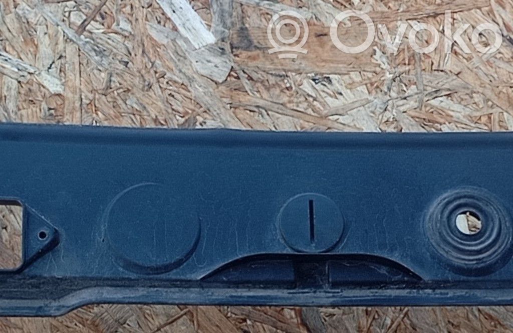 BMW 1 E81 E87 Wiper trim 