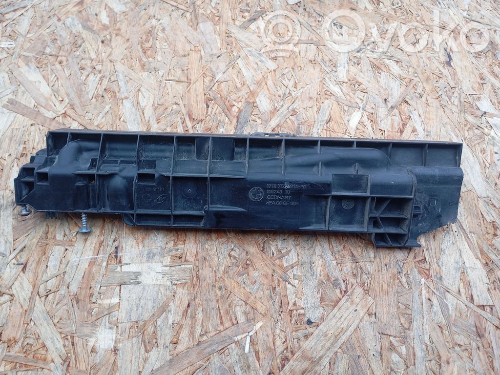 BMW 1 E81 E87 Radiator mount bracket 