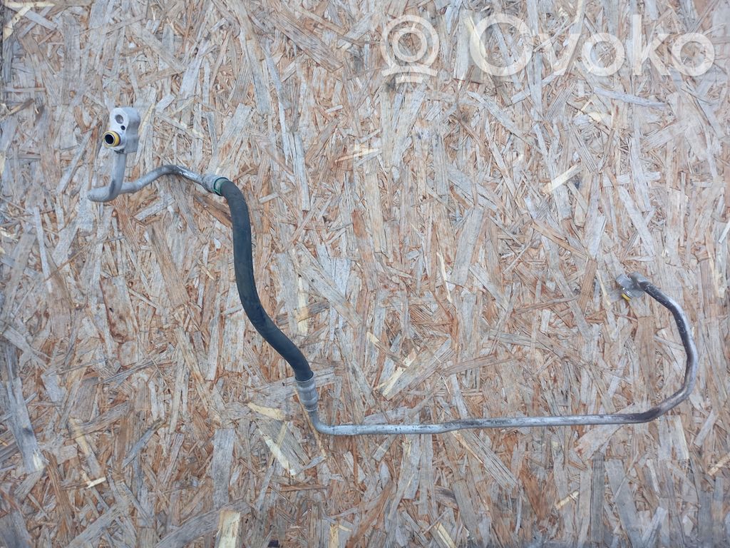 BMW 1 E81 E87 Air conditioning (A/C) pipe/hose 