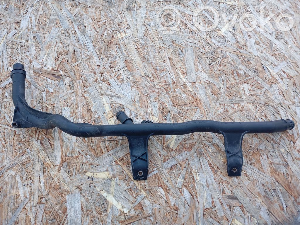 BMW 1 E81 E87 Engine coolant pipe/hose 