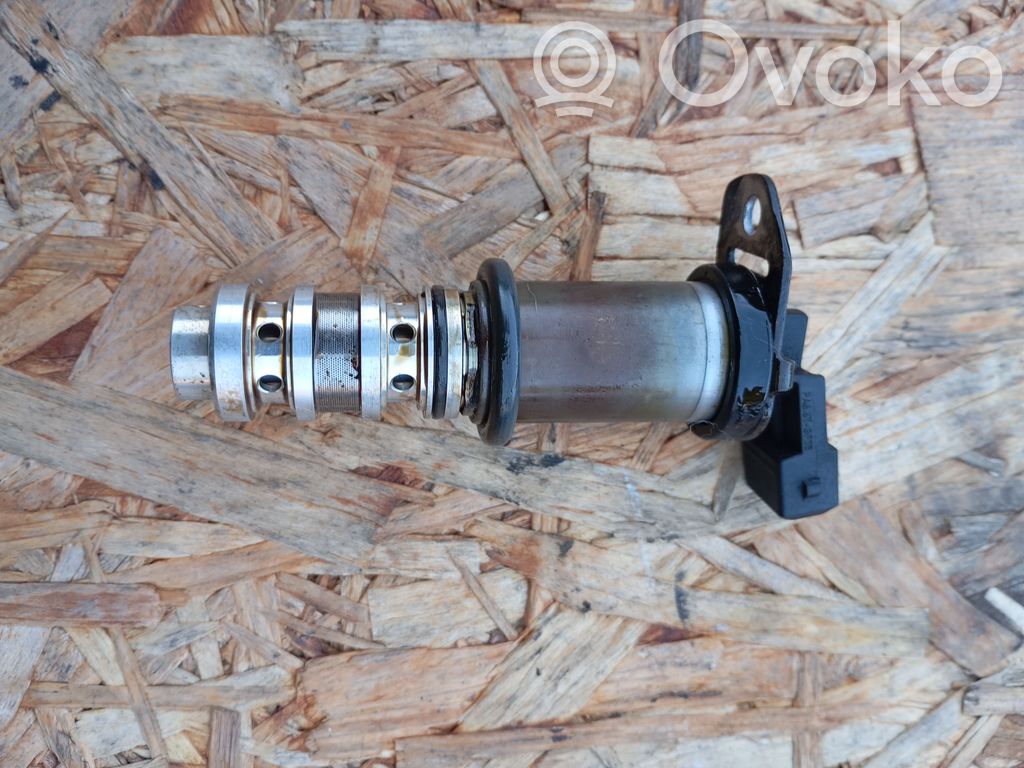 BMW 1 E81 E87 Camshaft vanos timing valve 