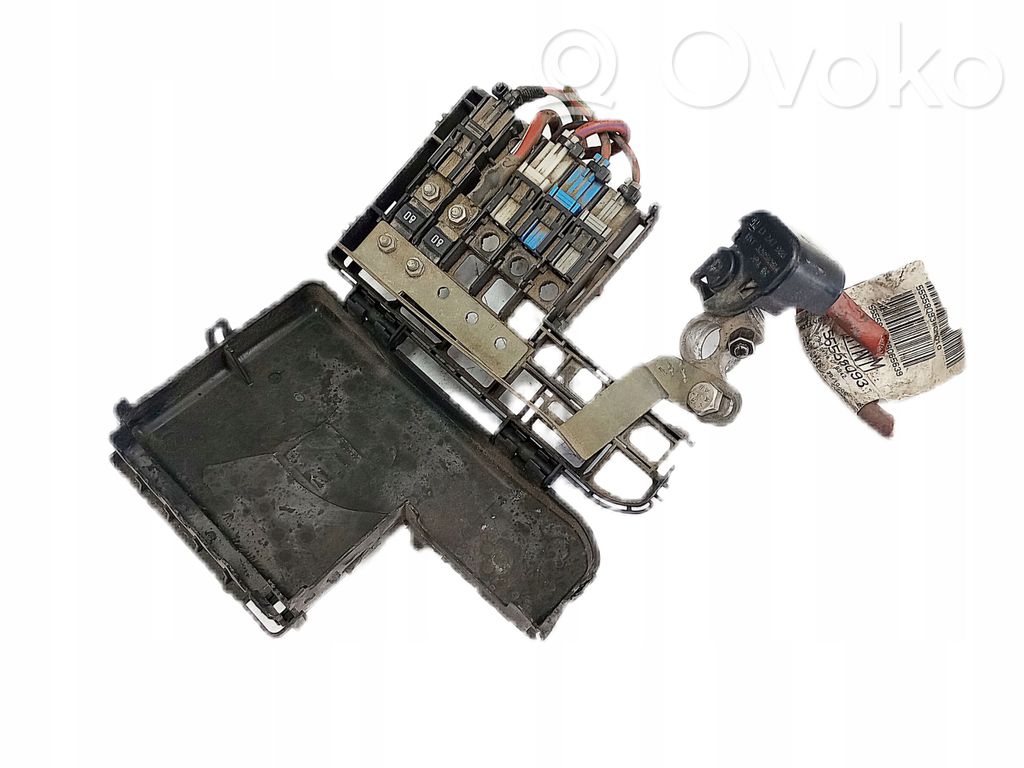 Opel Corsa D Pluskaapeli (akku) 