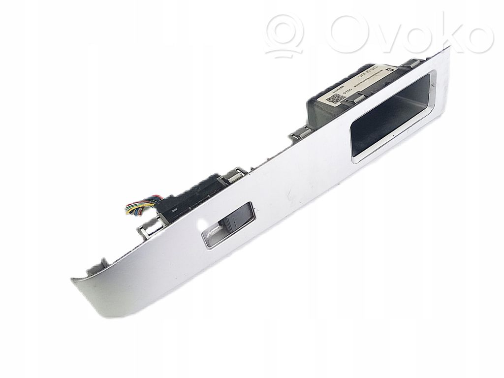 Mazda 5 Electric window control switch 