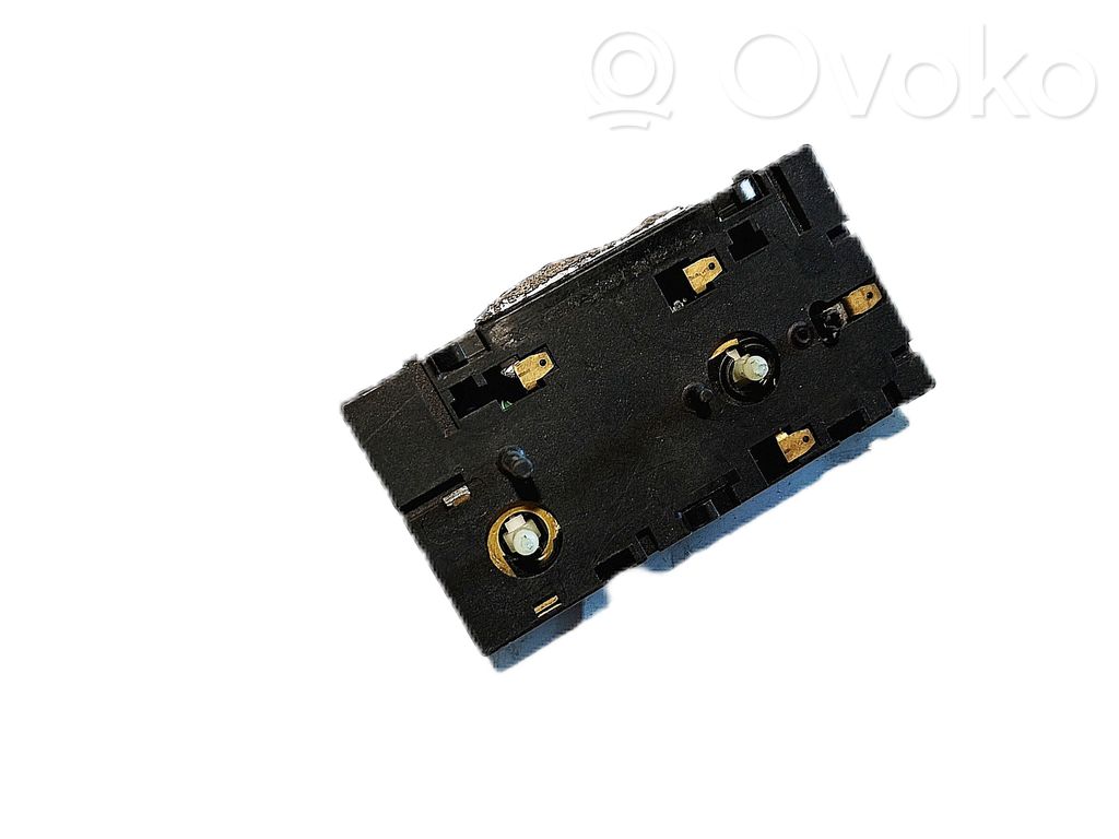 Other switches/knobs/shifts   8360833