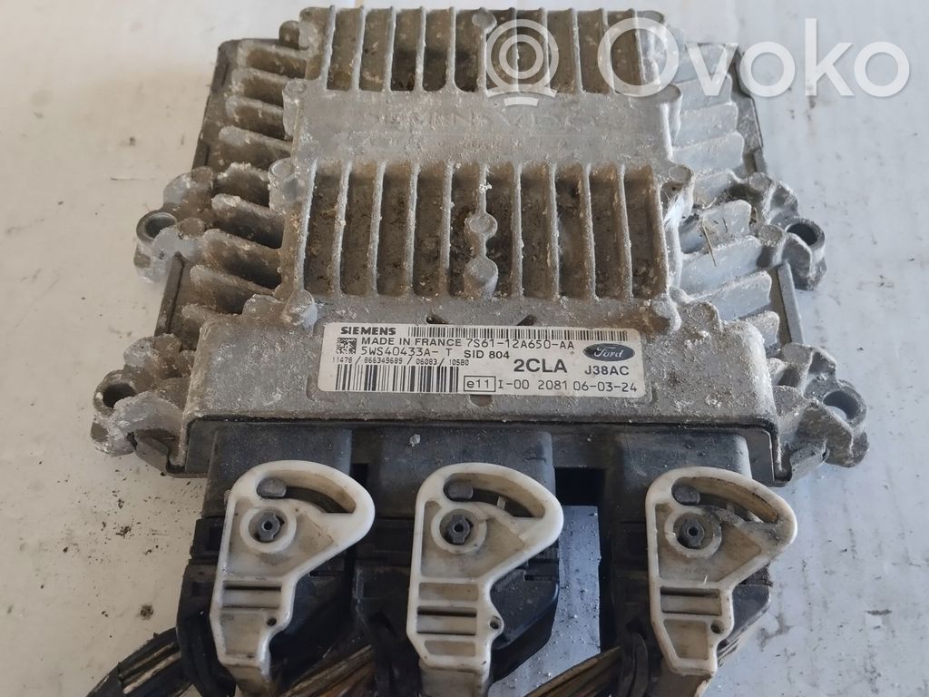 Ford Focus Engine control unit/module 
