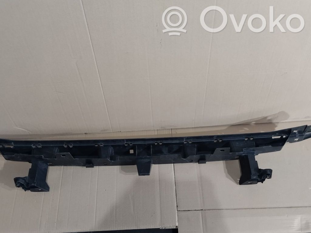 Opel Combo E Radiatoru panelis 